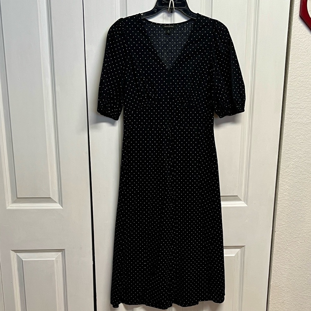 Banana Republic Black Polka Dot V‑Neck Midi Dress Size 6